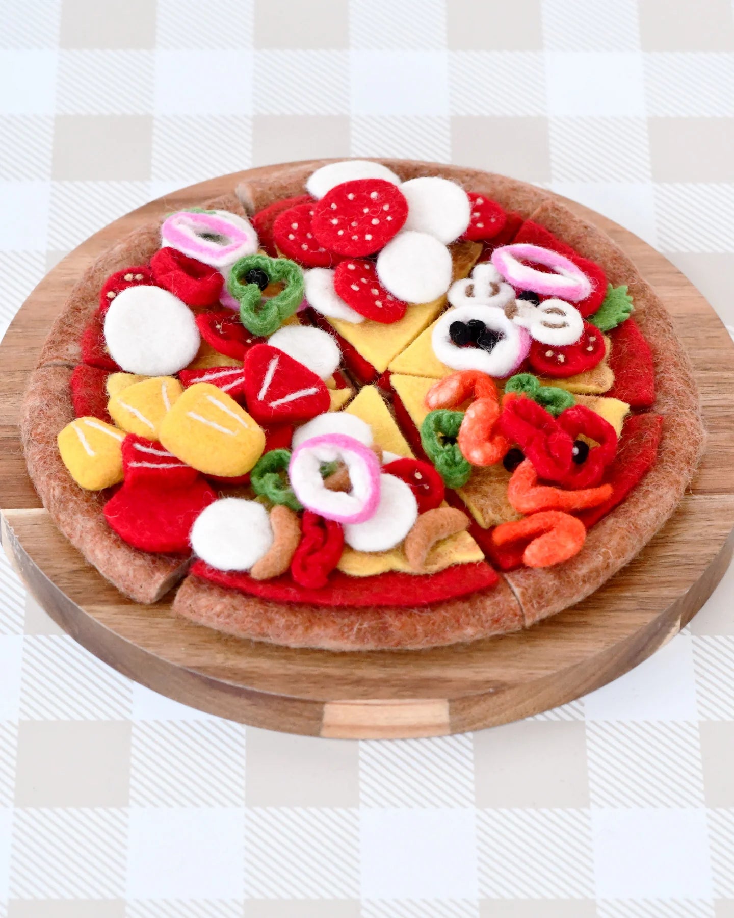 Tranche de pizza aux champignons en feutre