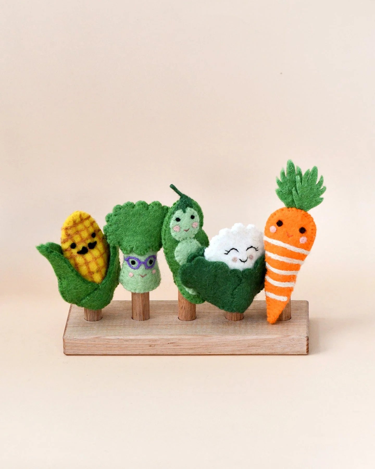 Ensemble de marionnettes à doigts en feutre représentant des légumes – Jeu de simulation amusant et éducatif pour enfants