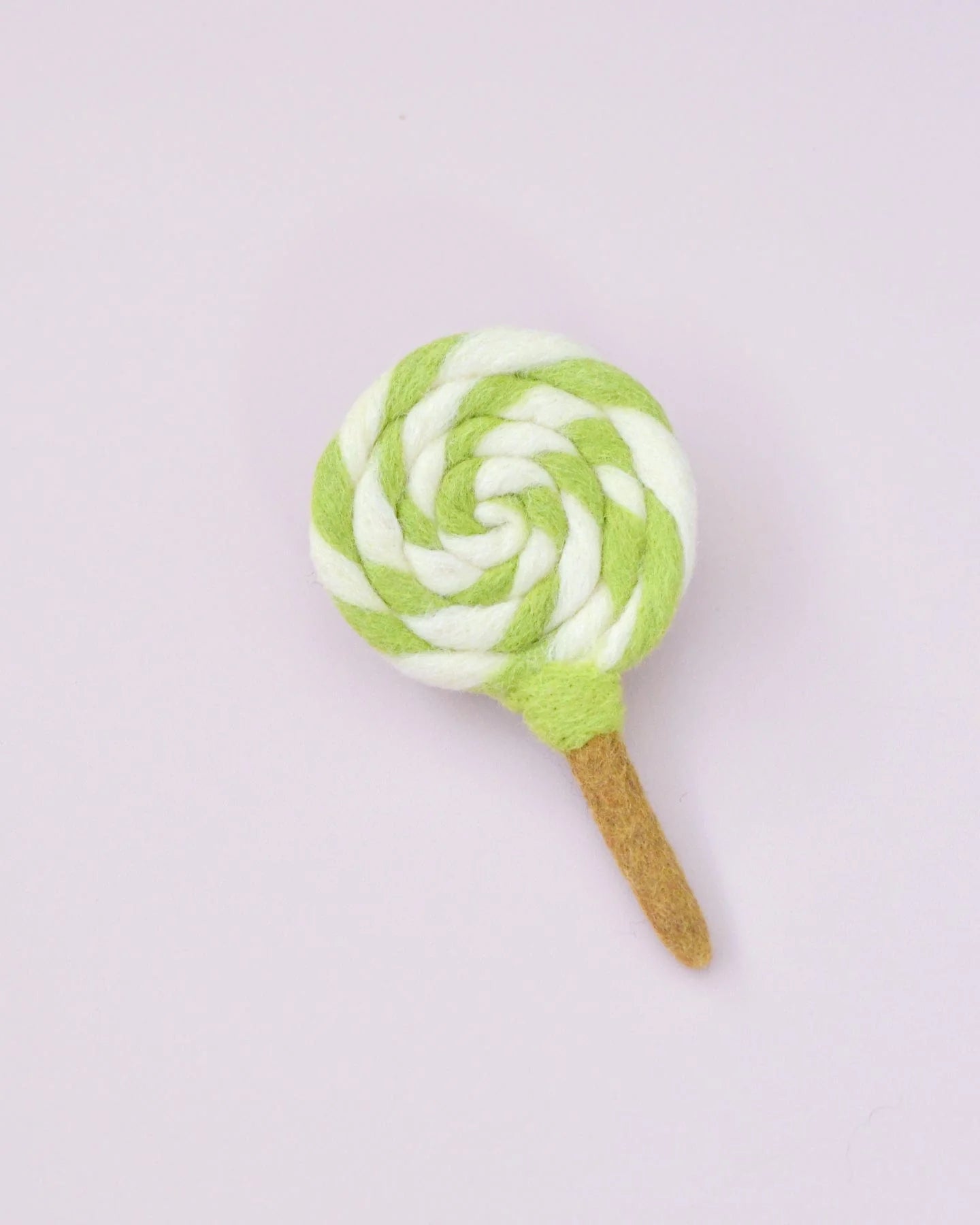 Sucette tourbillonnante en feutre vert citron et blanc