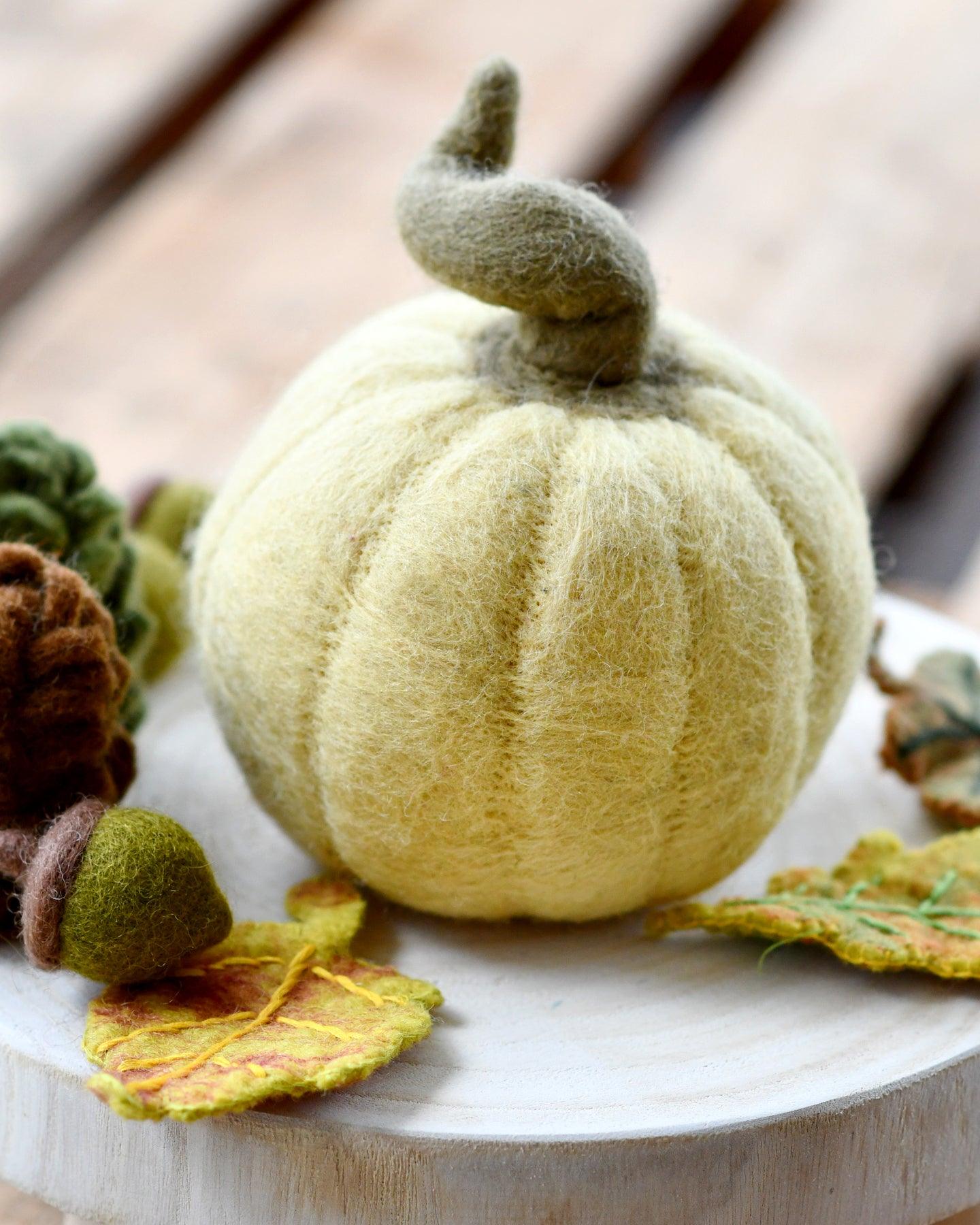Jouet pour enfants en feutre citrouille d'Halloween